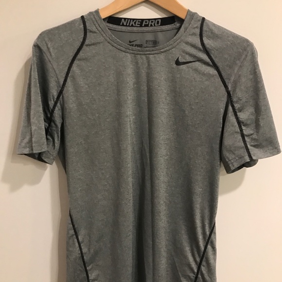 nike pro workout shirts